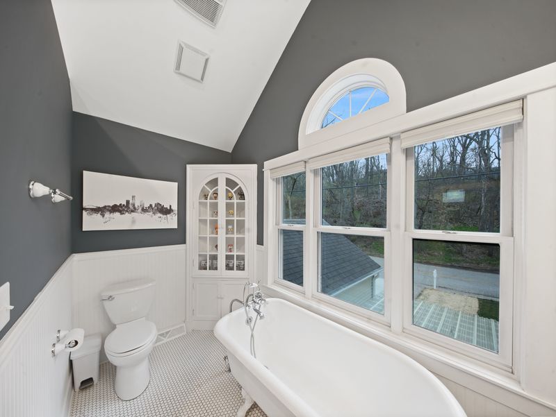 Primary Bath — Clawfoot Tub